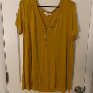 V-neck mustard blouse